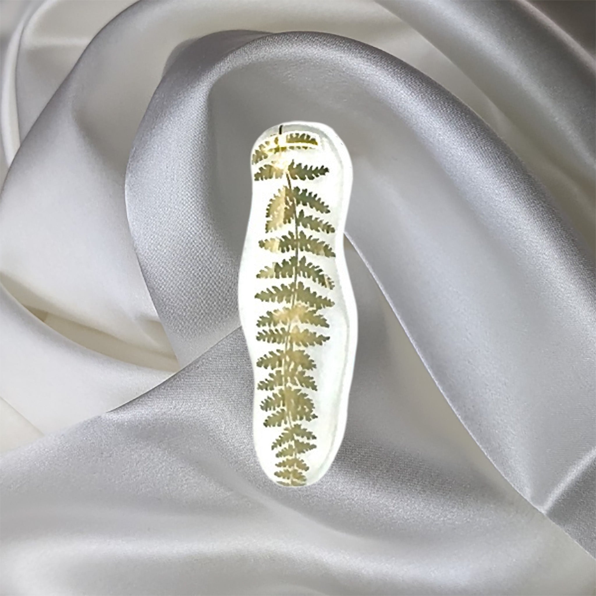 White-Gold-Fused Glass Scarf Magnet | Lapel Pin | Brooch