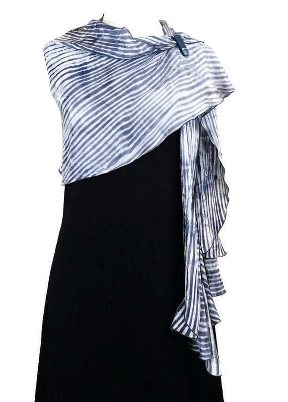 Remarkable Black and White Jacquard Silk Wrap